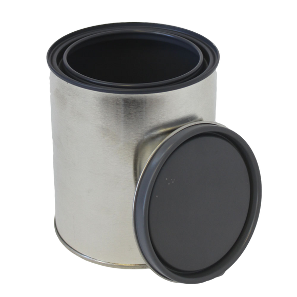 Quart tin paint can lined with plug